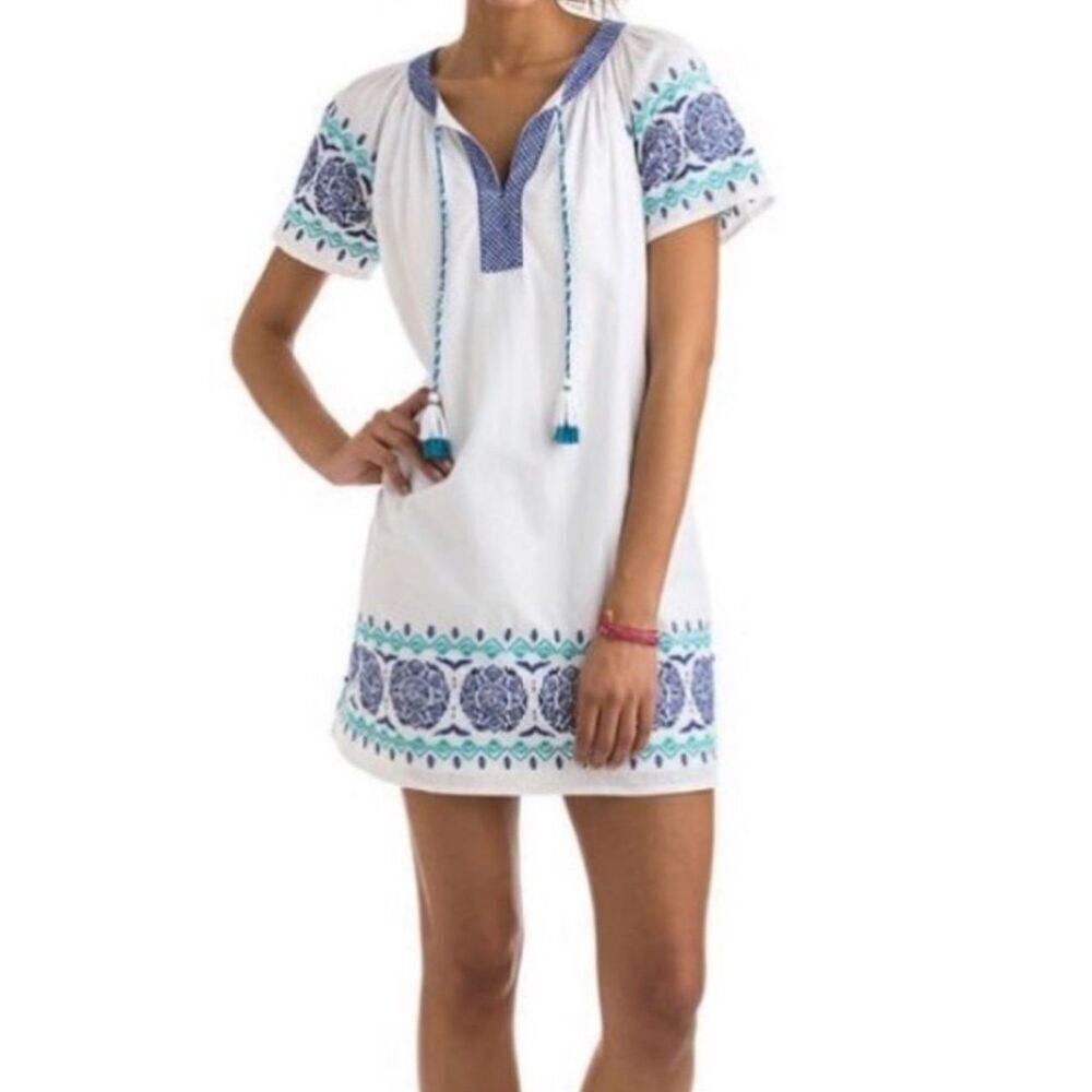 Vineyard Vines cotton medallion embroidered popover dress size Small